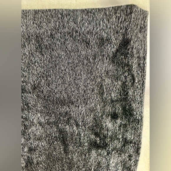 Milin Silver Faux-Fur Mini Skirt Small - Picture 2 of 4